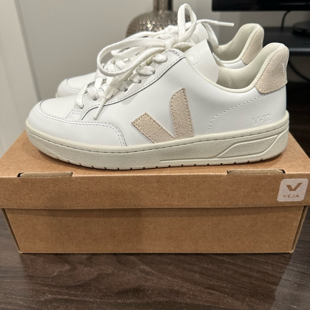 Veja V-12 Off-White Sneakers
